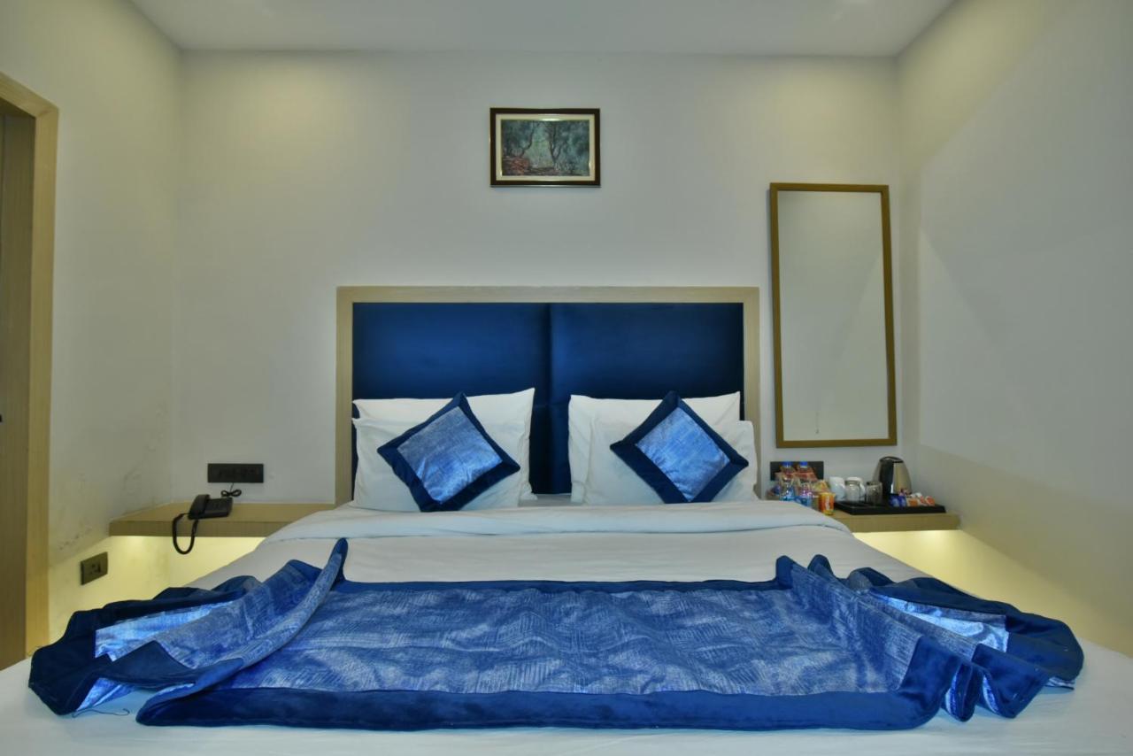 Hotel Puri Palace Αμριτσάρ Εξωτερικό φωτογραφία